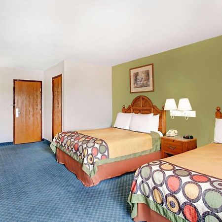 Super 8 By Wyndham West Memphis Hotel Exterior photo